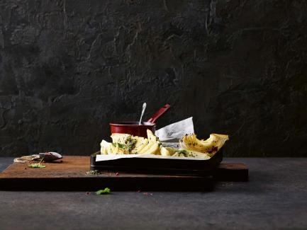 Kabis aus dem Ofen mit Koriander-Limetten-Butter